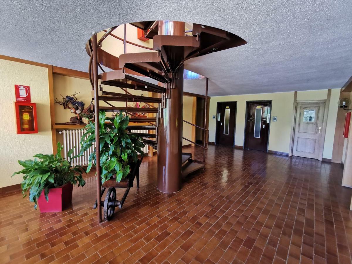 Hostdomus - Panoramic Residence Sestrières Extérieur photo